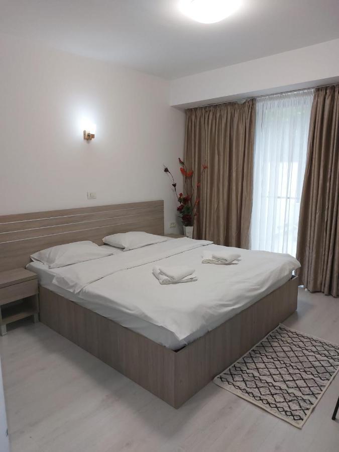 Hotel Babilon Бухарест Экстерьер фото